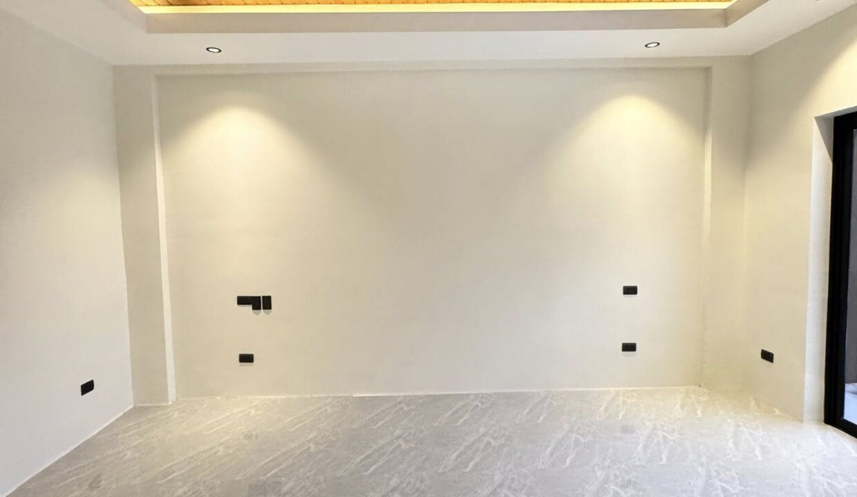 594283870_10240966225310976_7422818367632013889_n