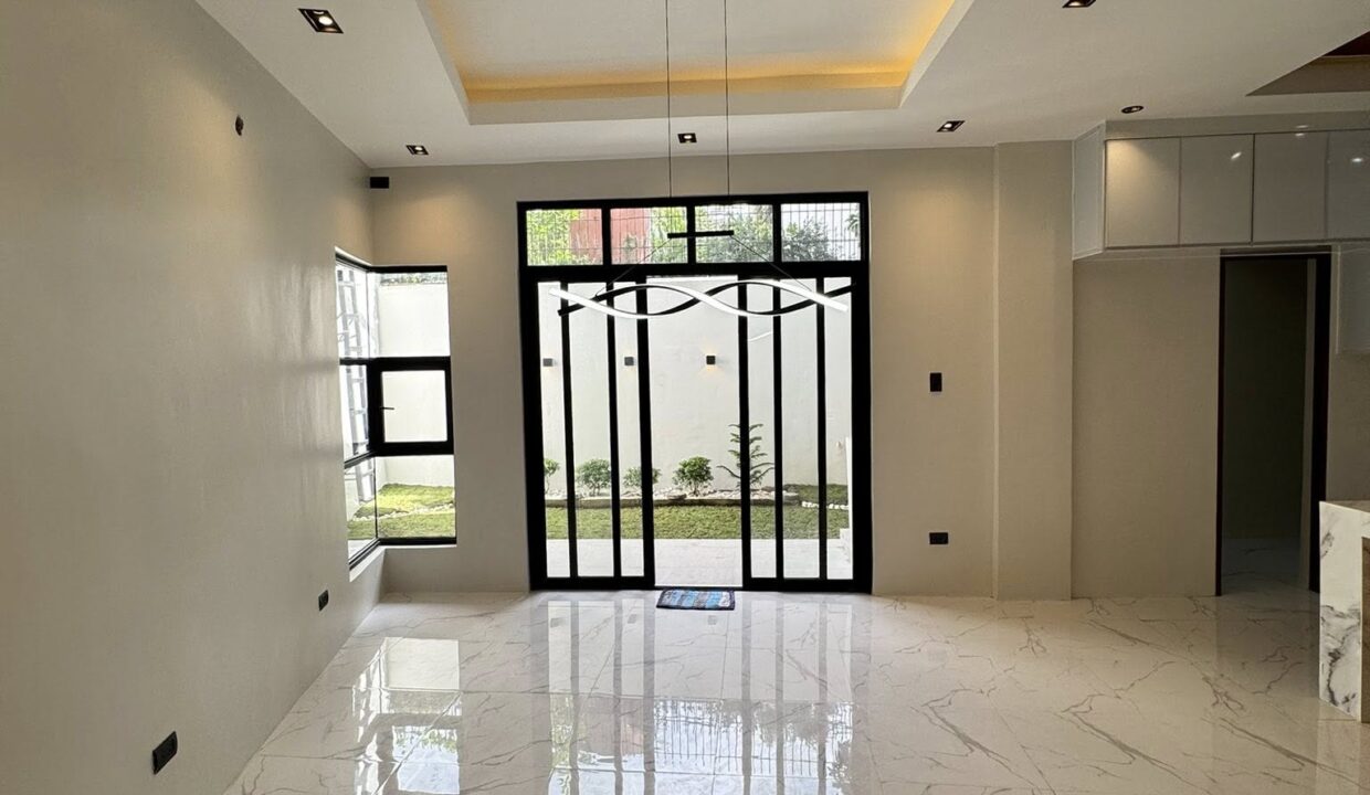 595172368_10240966178469805_1155410452592281838_n