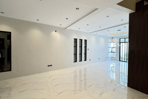 595737487_10240966224710961_8014648245431875806_n