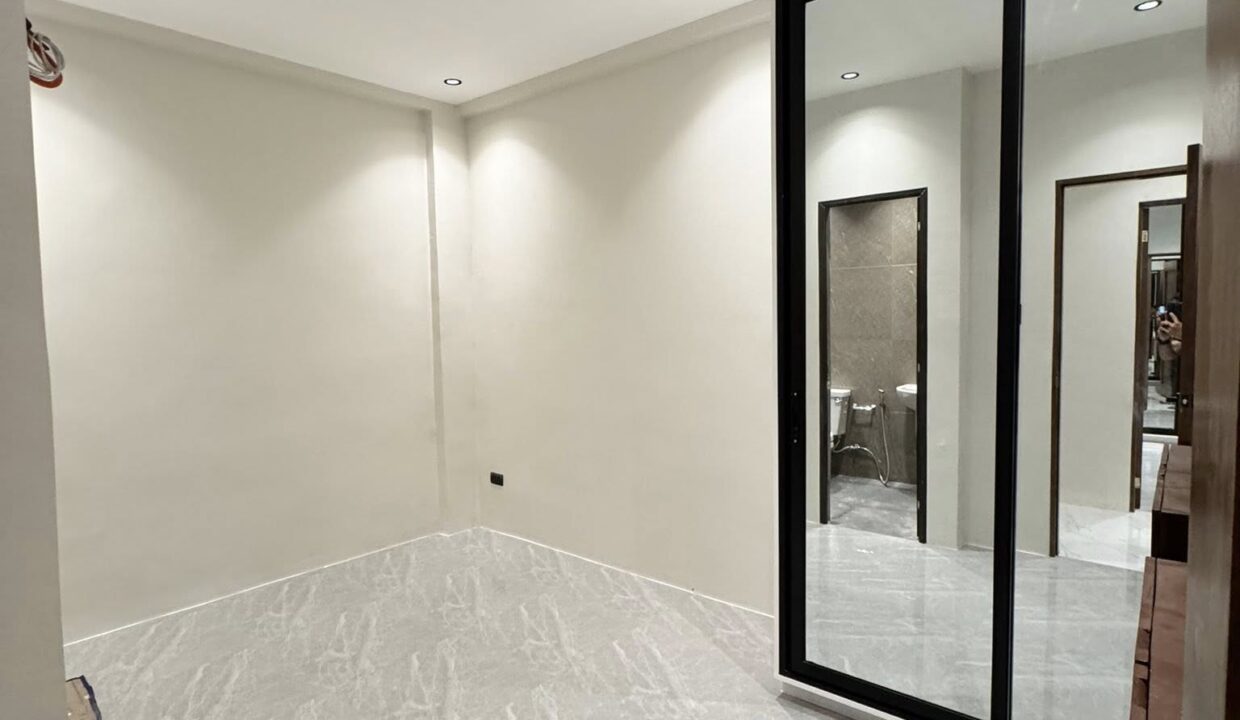 595819038_10240966223230924_8586676190699038954_n