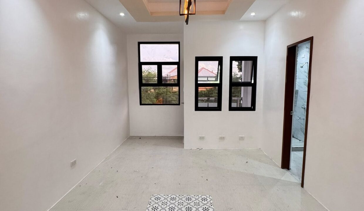 596396674_10241083943053846_7902940449168149556_n