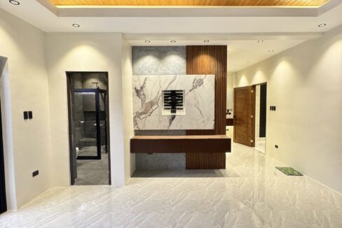 596545824_10240966188430054_6463244682911856647_n