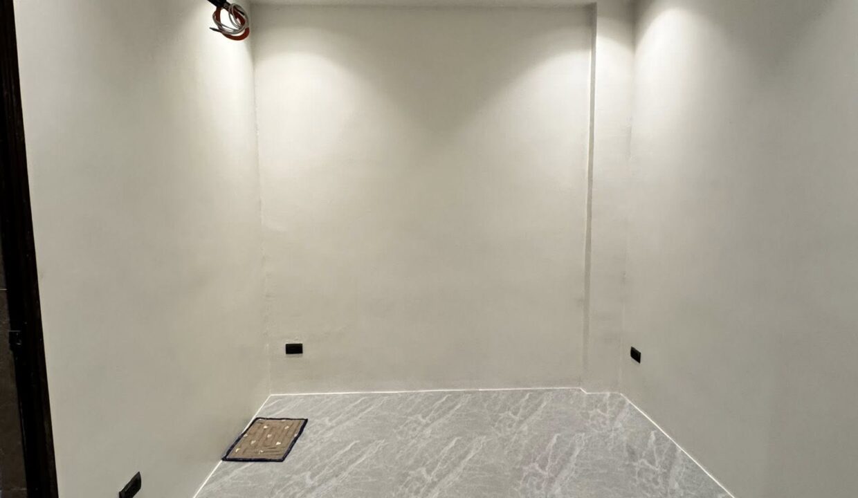 597805240_10240966180749862_3490392201614856230_n