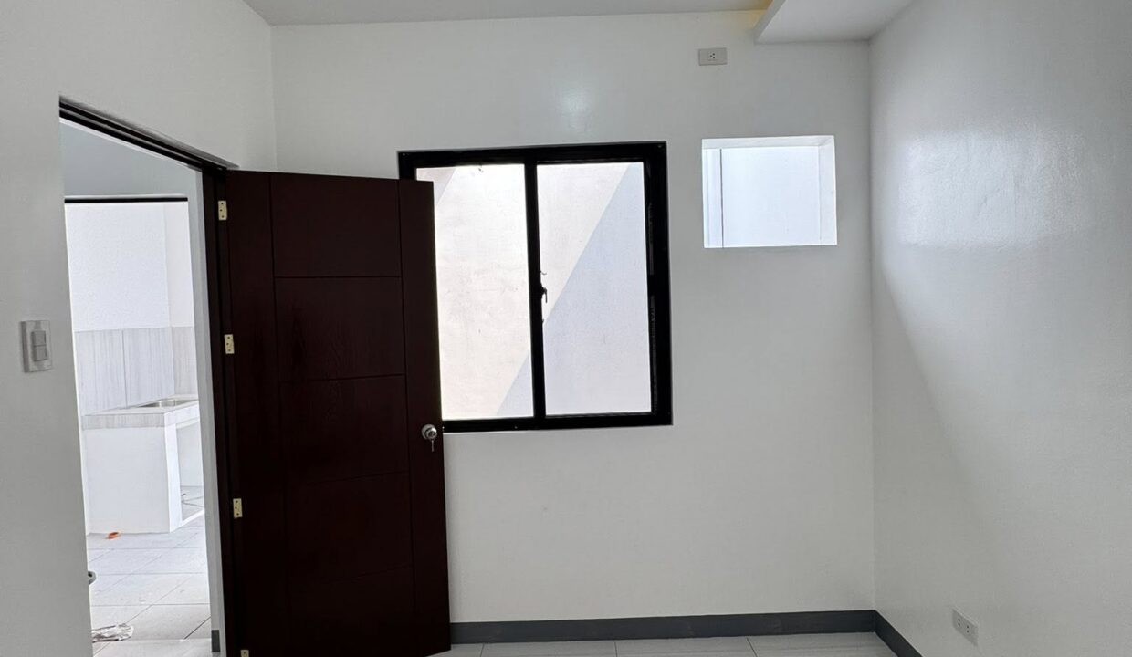 598100696_10241081536593686_1363318949818700059_n