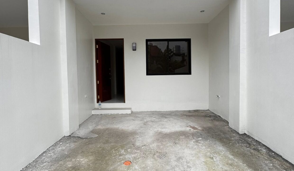 598809925_10241095645386397_1043189165843500156_n