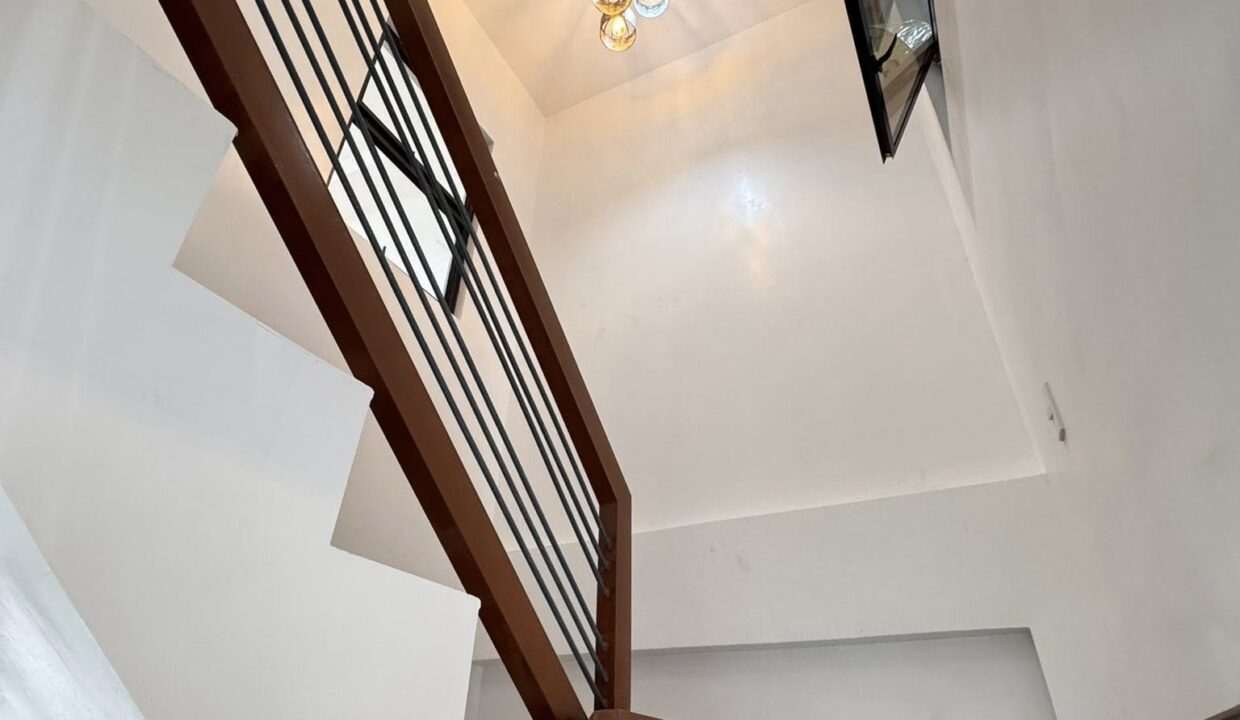 600282185_10241083937533708_2515767084486811334_n