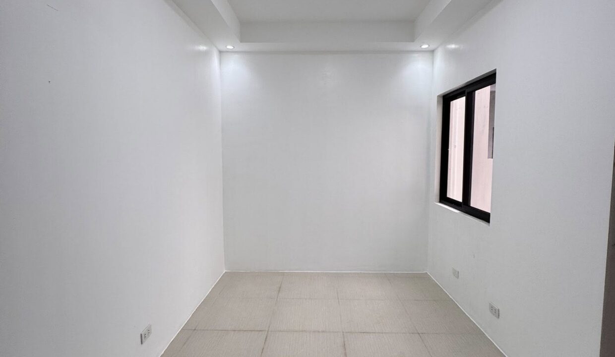 601452375_10241083954054121_5841844856186600035_n