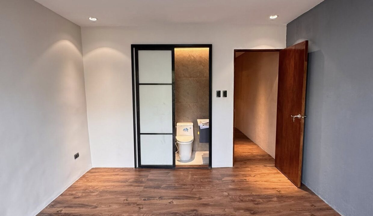 601489995_10241193716598116_3726240977548062665_n