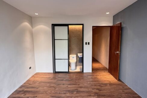 601489995_10241193716598116_3726240977548062665_n