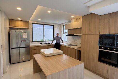 601844332_10241253613375498_2881272348867711215_n