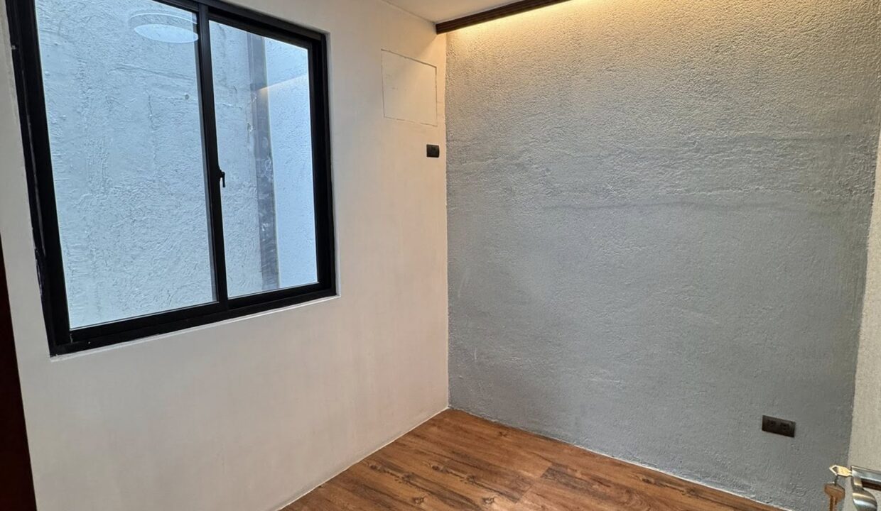 601860672_10241193702517764_3394815903269372130_n