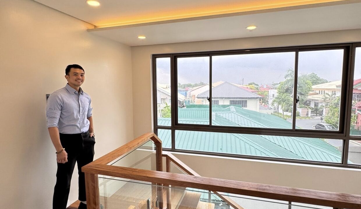 605502825_10241253583654755_7966503701606672474_n