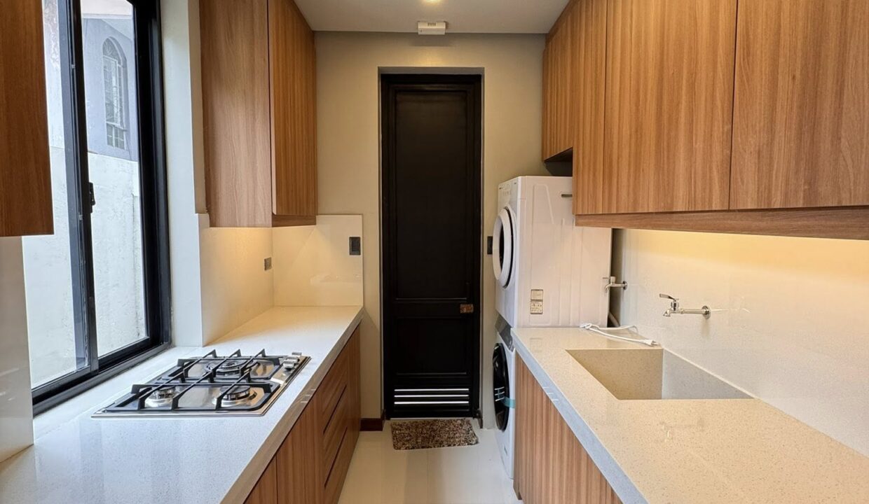 605310387_10241309948823849_4339793734002214472_n