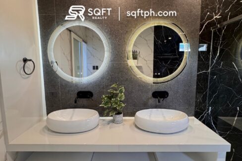 605718197_10241341396210014_4506132250628918718_n