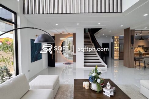 605767345_10241341399690101_2691421068977220187_n