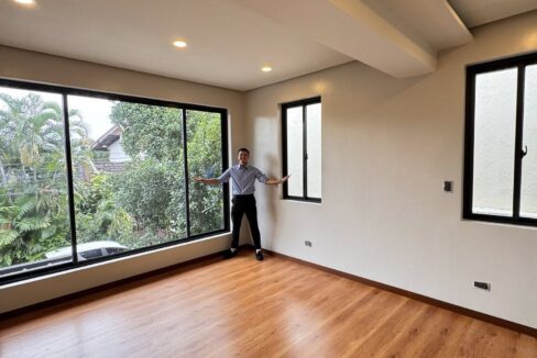 605797679_10241309892302436_6779354283060749107_n