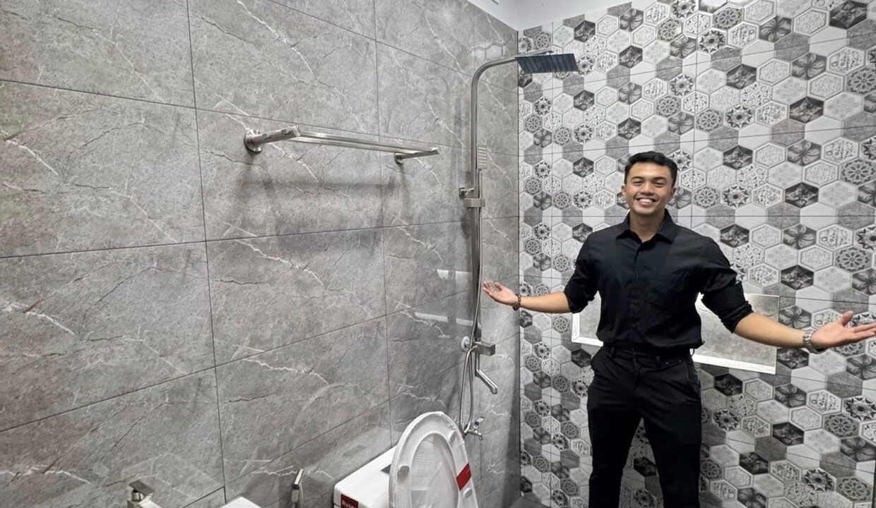 607739857_10241357145003724_2635098476882490992_n