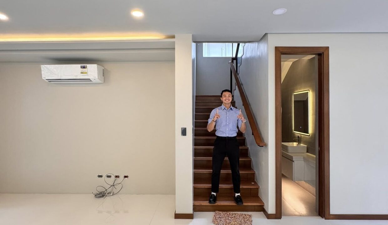 608899689_10241309941983678_4570040796639831331_n