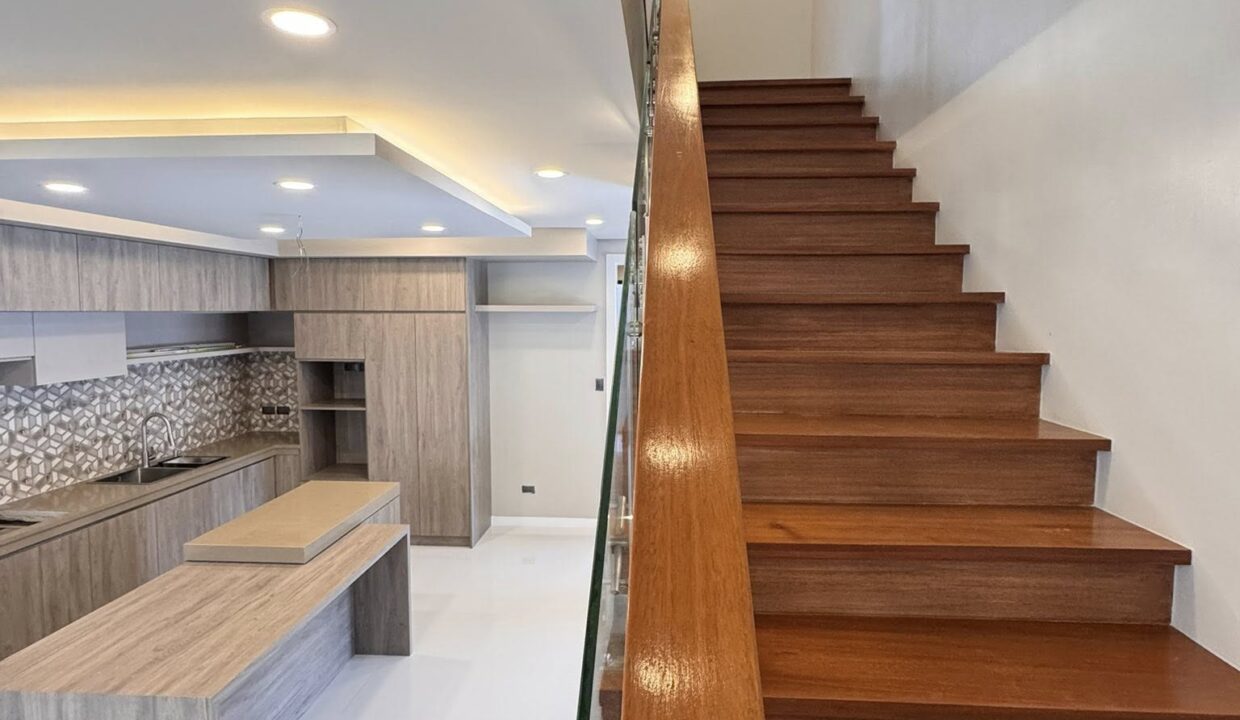 609129683_10241428520068056_4341328432193315103_n