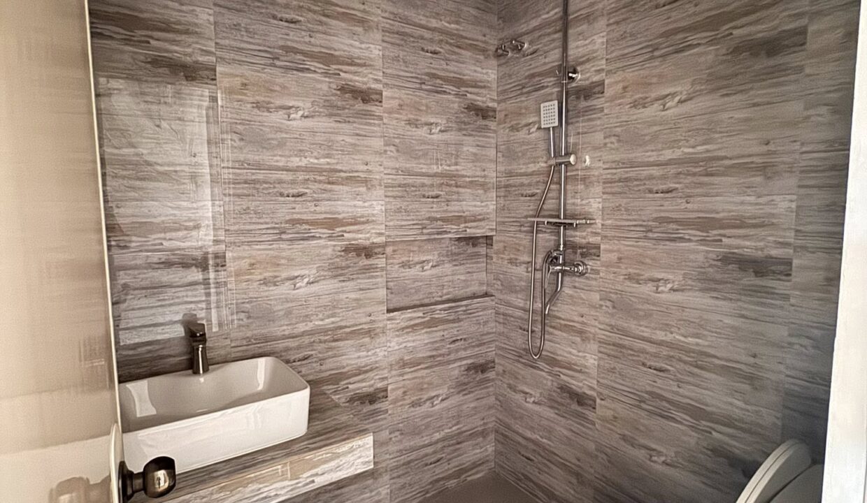 610876785_10241383697987532_5978722614957504732_n