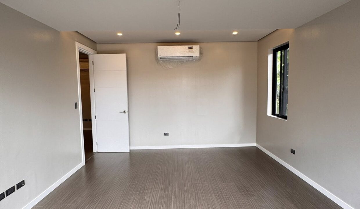 610909196_10241428558189009_5196567577111975720_n