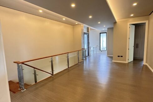 611227964_10241428623910652_6263693551182449470_n