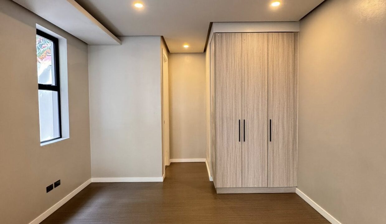 612614627_10241428521468091_5967087238138191354_n