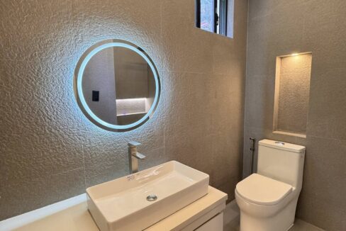 613027736_10241428622110607_2573178118895983827_n