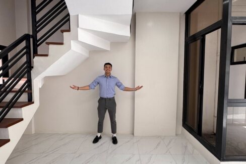 615828557_10241587873851801_7012733129981853817_n