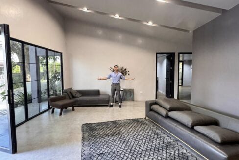 616447633_10241632061116455_6451343968669119925_n