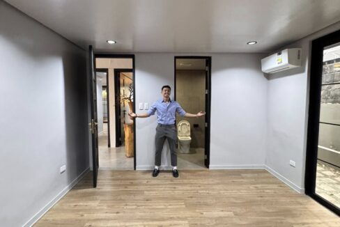 617082212_10241632076756846_9172036688918919518_n