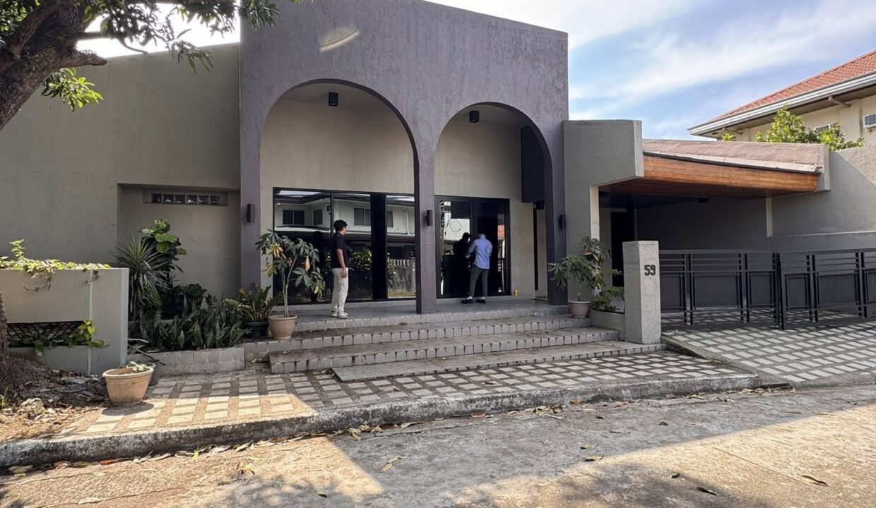 617413184_10241632083677019_8191221139360346249_n