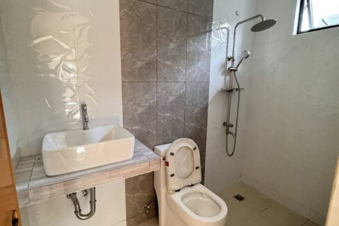 617469817_10241668735393289_8407799149621620794_n