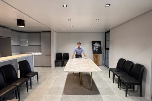 619025368_10241632092117230_802144366293004125_n