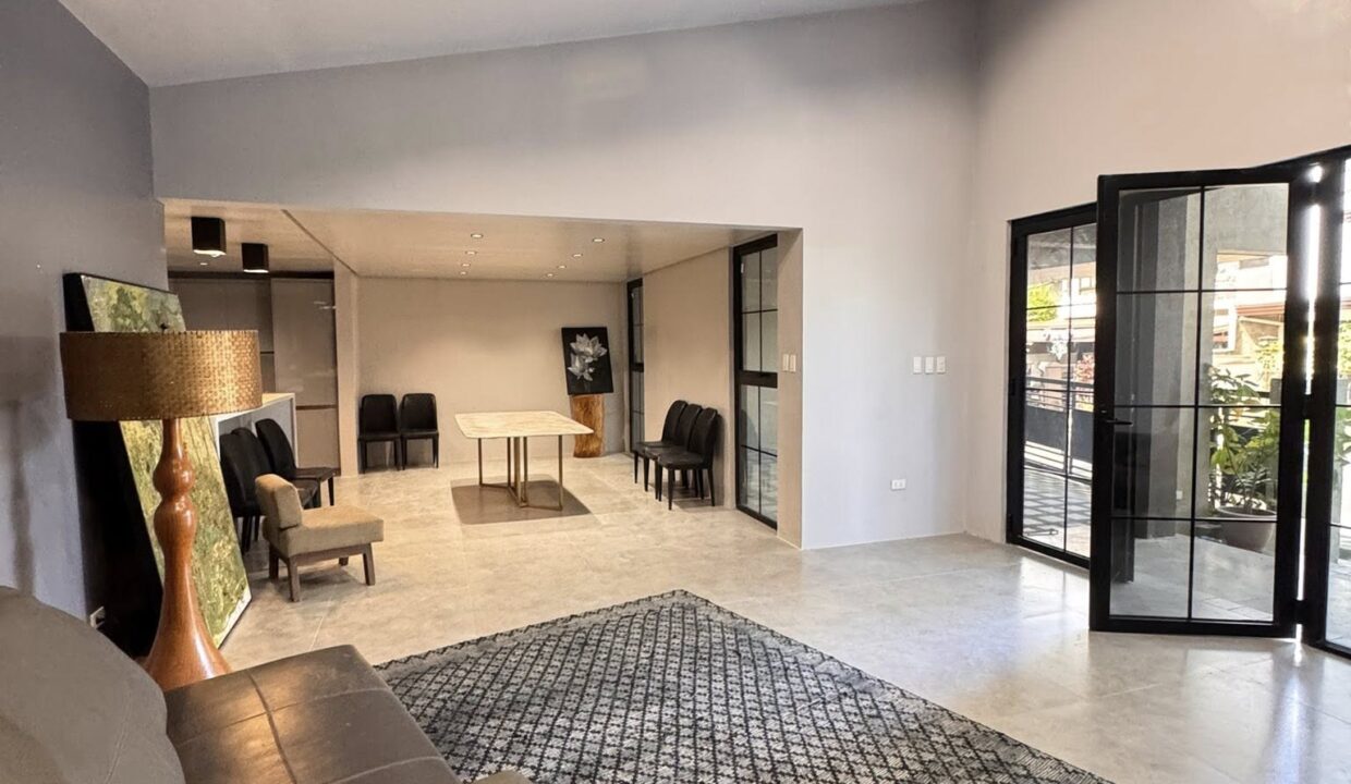 621576574_10241632096597342_4717558935289692701_n