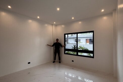 622715722_10241724764993994_6493954023700496069_n