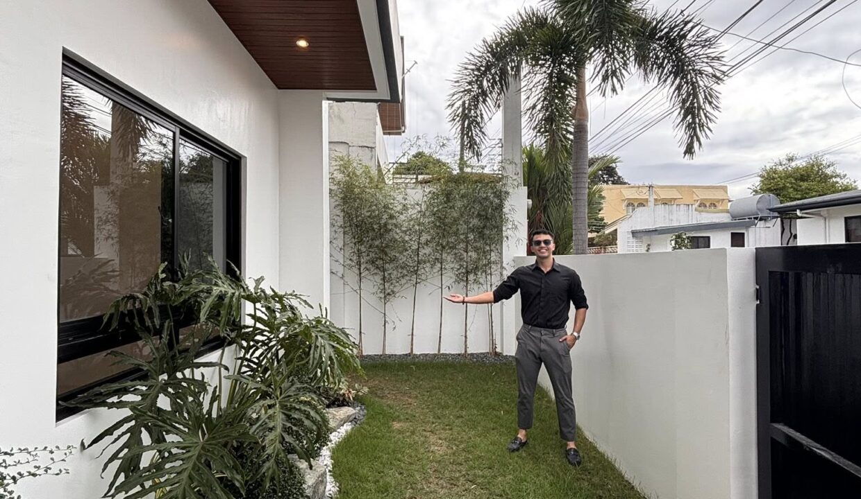 624485925_10241724792874691_5386237297236487053_n