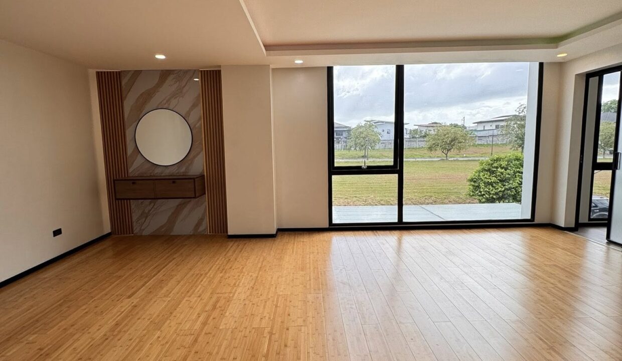 627240595_10241857955643677_4760685618173325690_n