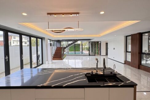 627277105_10241857915922684_1675552571039927510_n