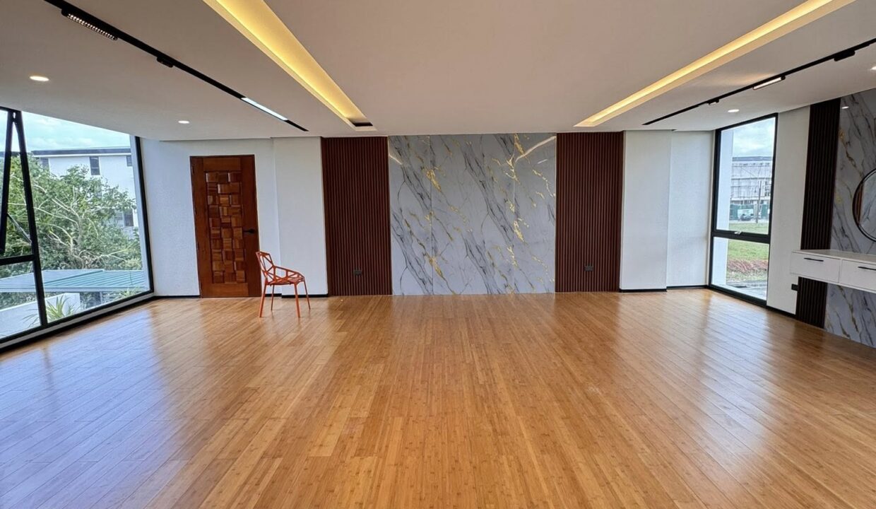 627491667_10241857948883508_3822969624840769517_n