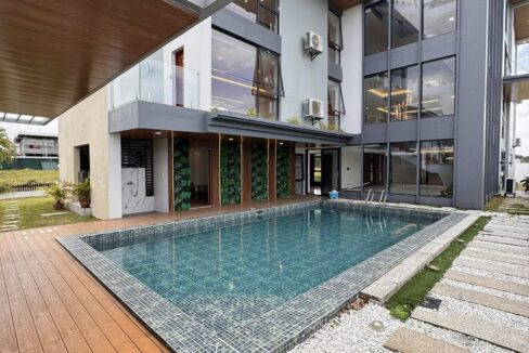 628060276_10241857954123639_7125687955787791770_n