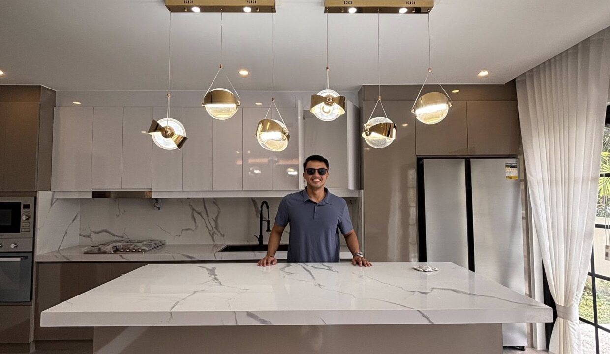 628993977_10242014247470875_6793722804565972541_n