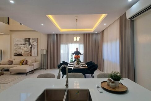 630872452_10241931700167244_8311367317359343015_n