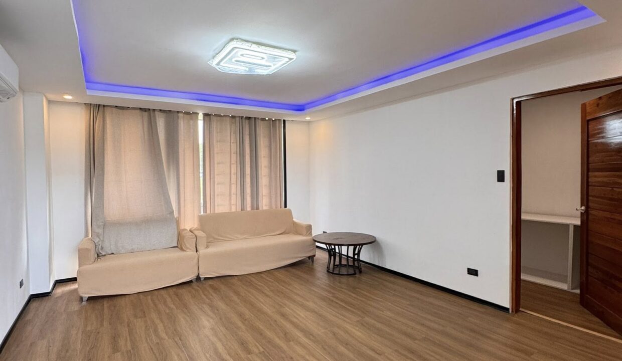 630989747_10241857947483473_1927958123422593022_n