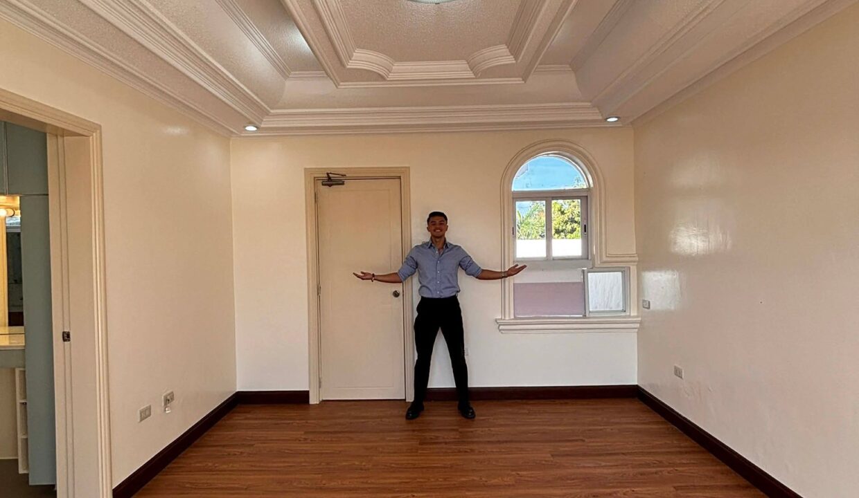 632305836_10241917753538587_1506457884285640267_n