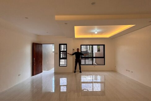 636946896_10241984550968481_2447933712845562013_n