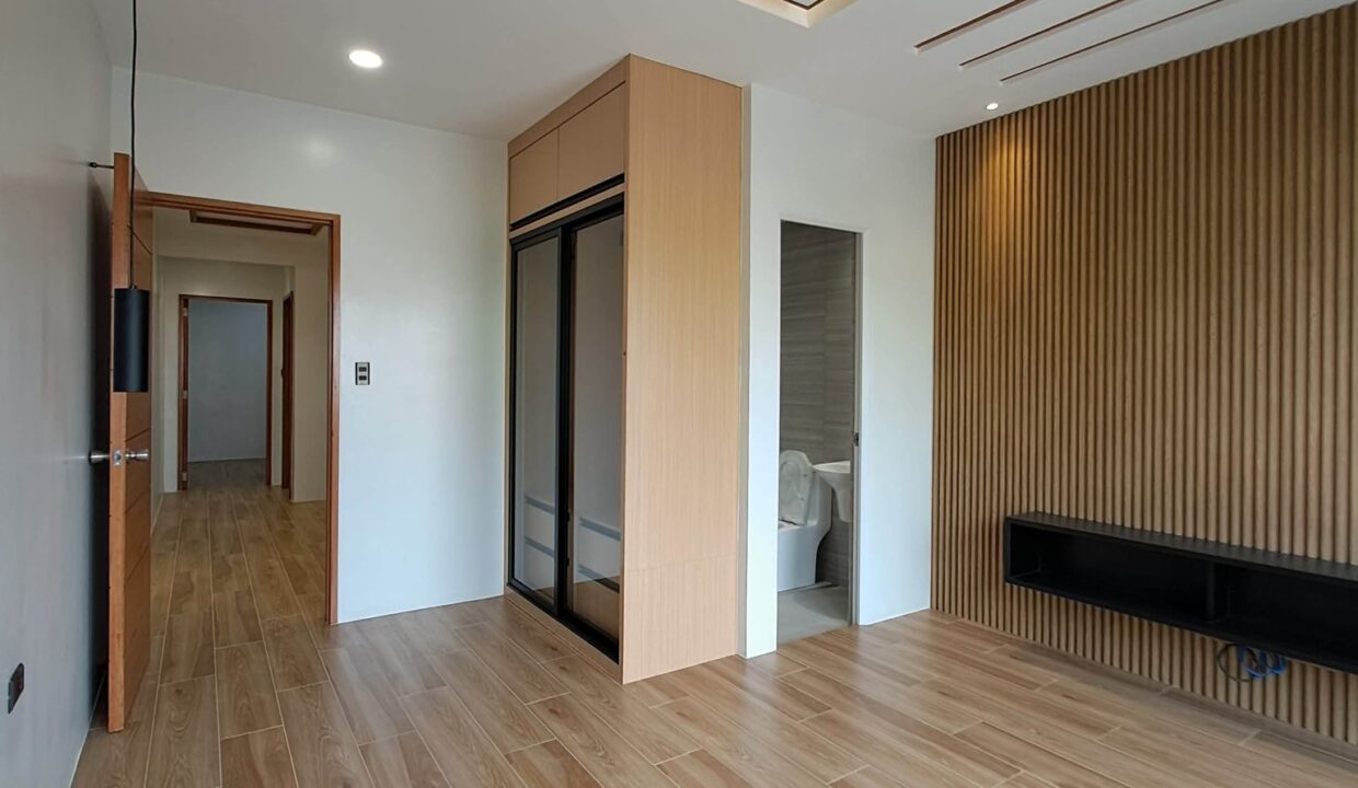 637043160_10242045680576683_1558547106448763586_n