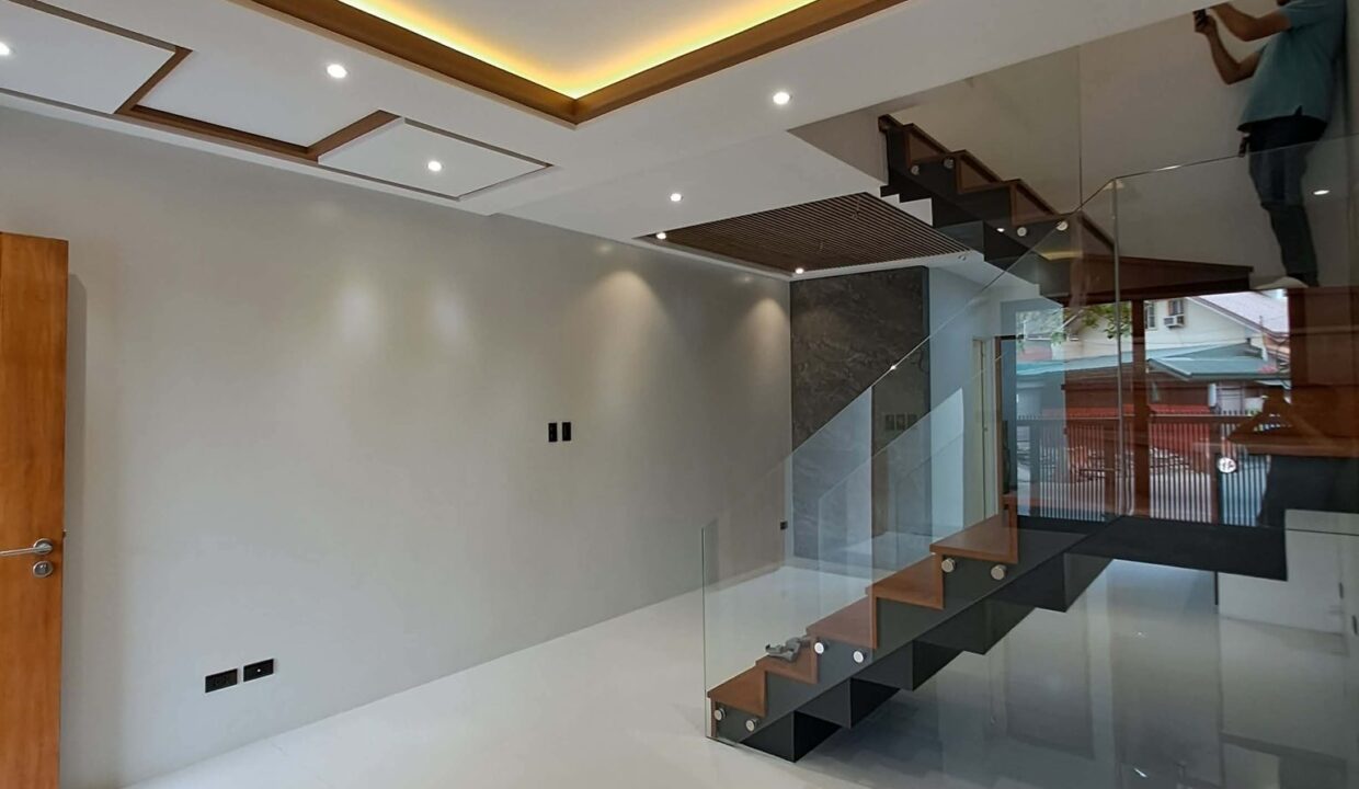 637185786_10242045653616009_4133309229605248489_n