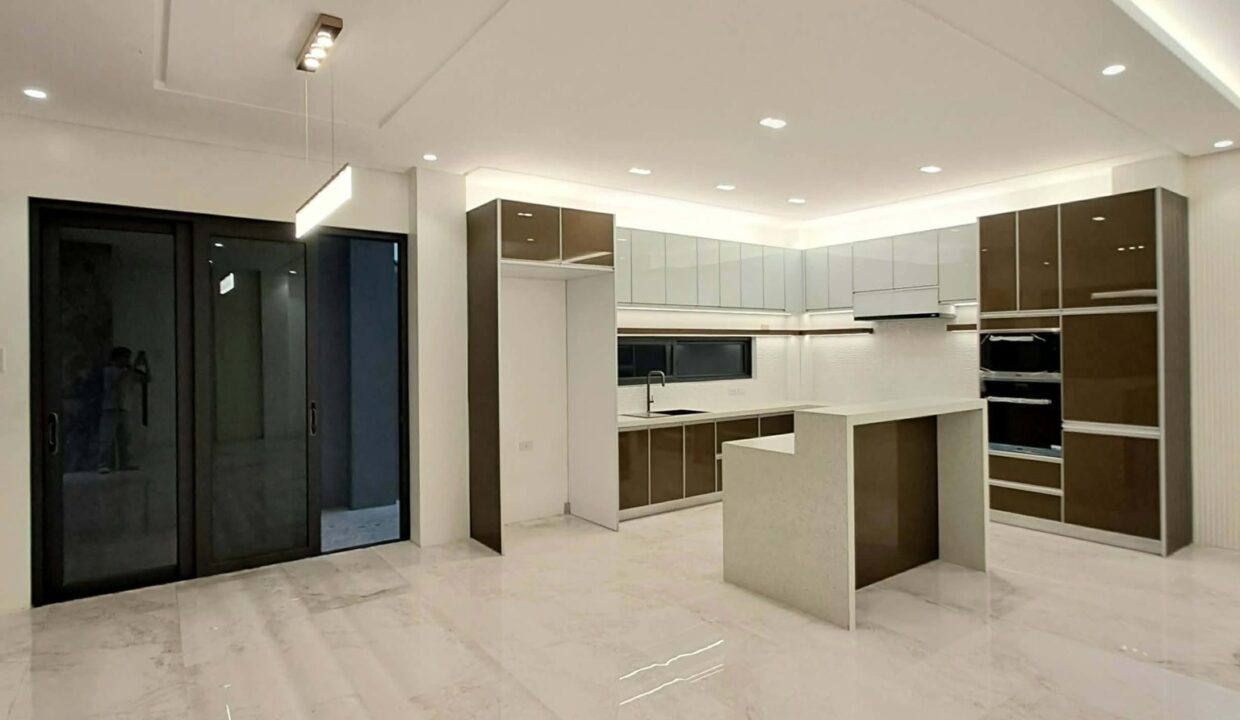 637651681_10242094133027964_6909128489987420446_n