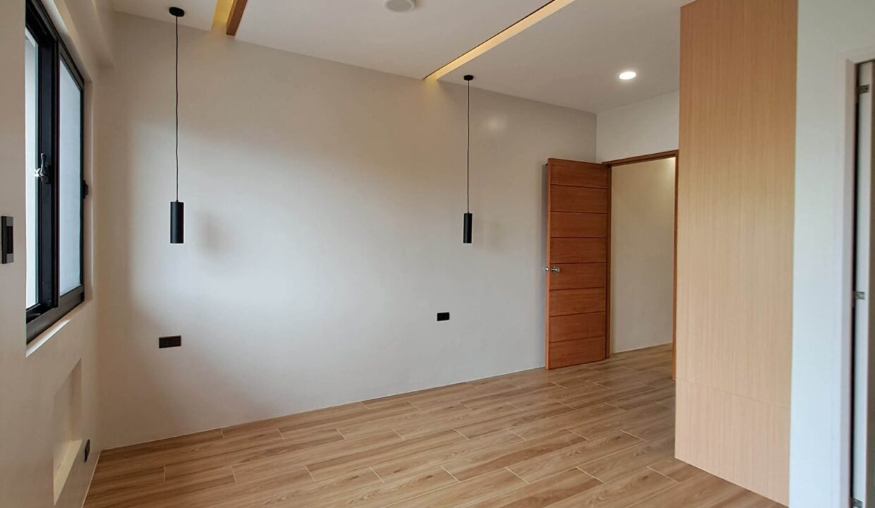 637781088_10242045650895941_1551044842100220556_n